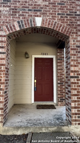 Image 4 of 29 For 7203 Snowden Crest