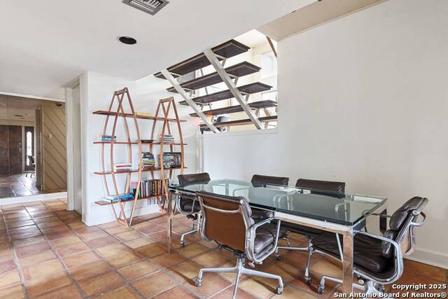 Image 10 of 29 For 3102 Eisenhauer Rd  1a