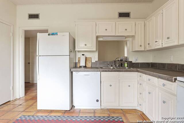 Image 11 of 29 For 3102 Eisenhauer Rd  1a