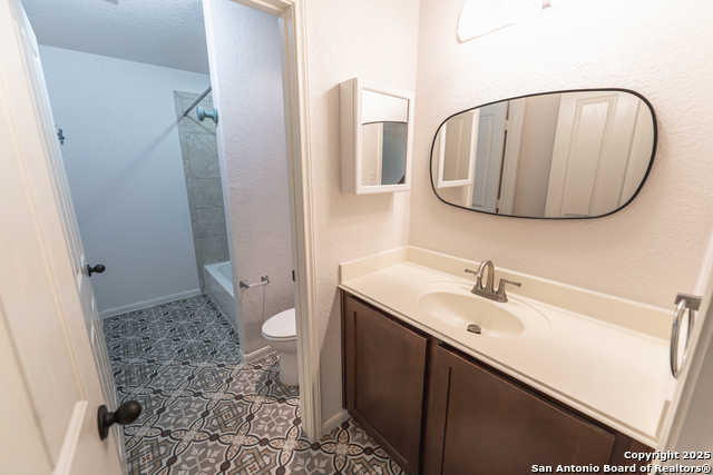 Image 17 of 27 For 2203 Muuga Manor