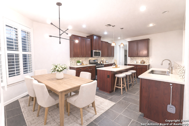 Image 6 of 27 For 2203 Muuga Manor