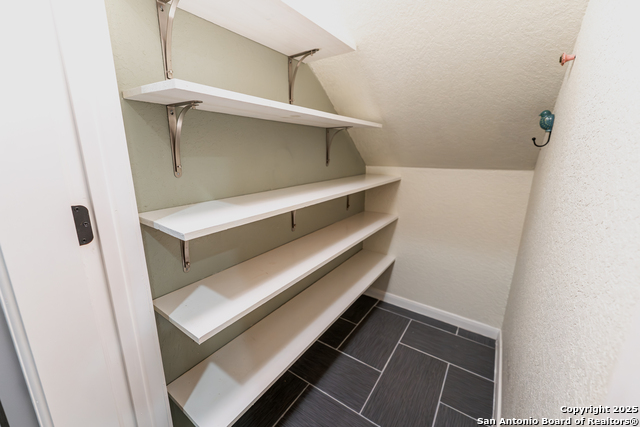 Image 9 of 27 For 2203 Muuga Manor