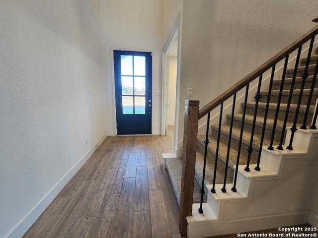 Listing photo id 1 for 12510 Thrall