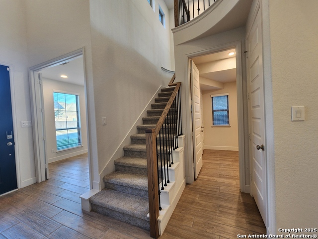 Listing photo id 4 for 12510 Thrall