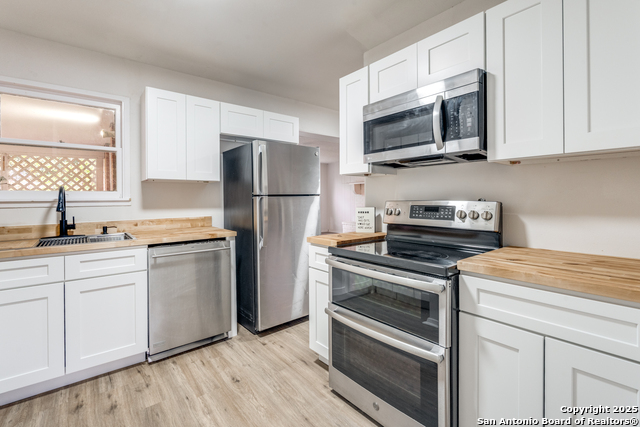 Listing photo id 7 for 322 Kate Schenck