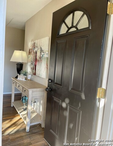 Image 4 of 19 For 456 Melody