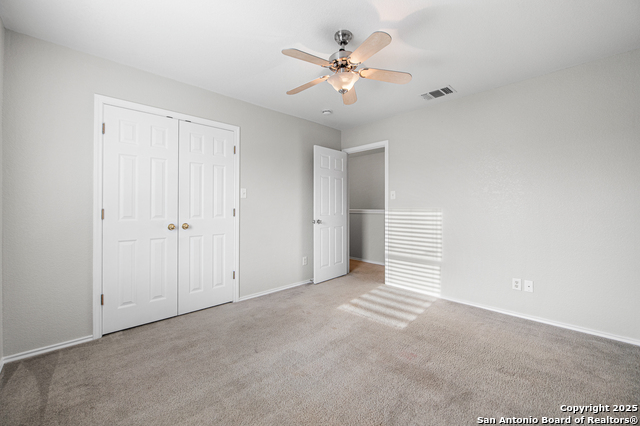 Listing photo id 23 for 8815 Mission Mdw