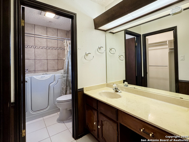 Image 10 of 17 For 14219 Chadbourne