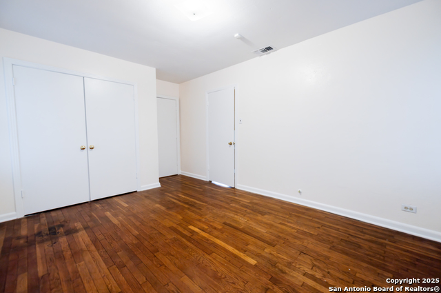 Image 2 of 15 For 102 Raleigh  