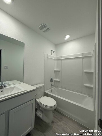 Image 11 of 13 For 3914 Greensfield Way