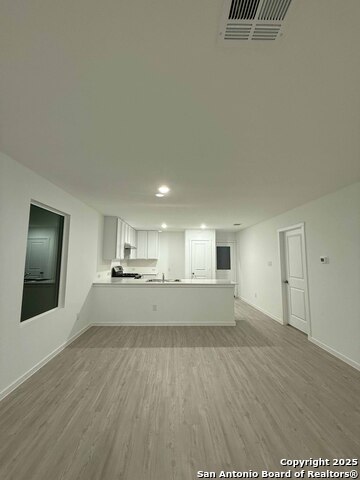 Image 3 of 13 For 3914 Greensfield Way