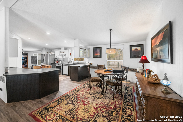 Image 10 of 41 For 690 Cherry Ridge