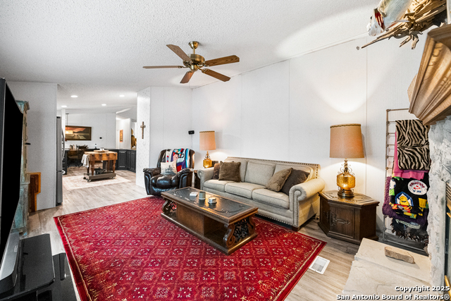 Image 16 of 41 For 690 Cherry Ridge