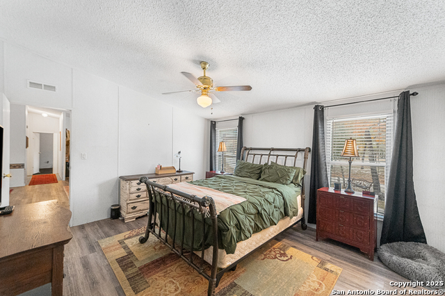 Image 19 of 41 For 690 Cherry Ridge