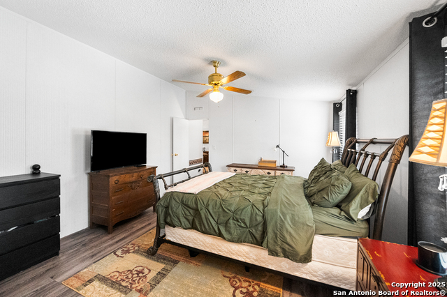 Image 20 of 41 For 690 Cherry Ridge