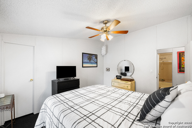 Image 25 of 41 For 690 Cherry Ridge