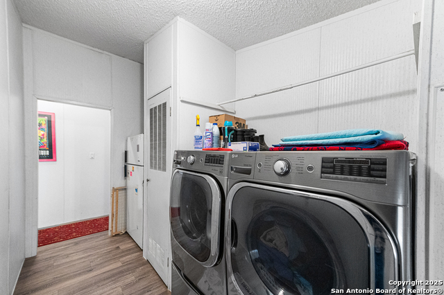 Image 30 of 41 For 690 Cherry Ridge