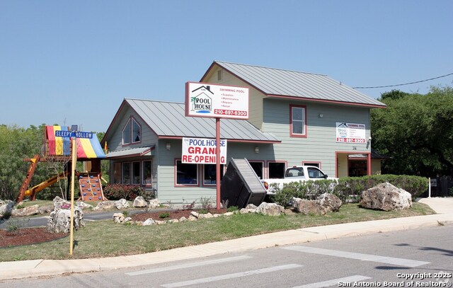 Listing photo id 0 for 4171 Sleepy Hollow