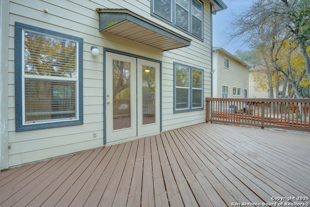 Listing photo id 38 for 17226 Irongate Rail