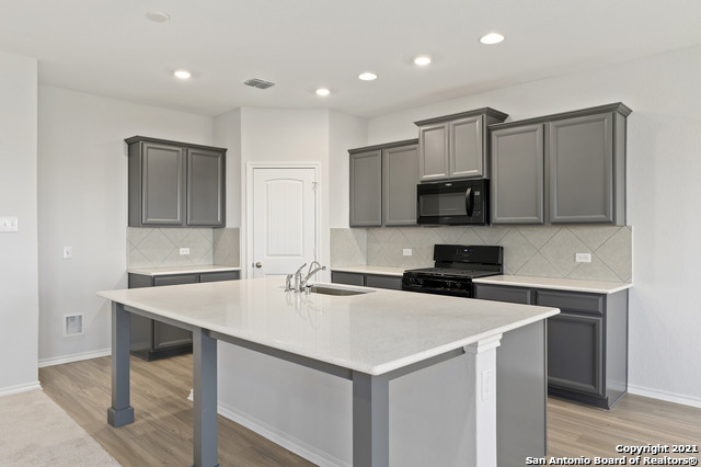 Image 11 of 26 For 12306 Vista Rim