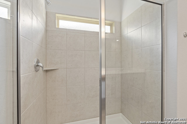 Image 19 of 26 For 12306 Vista Rim