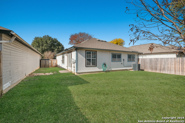 Listing photo id 17 for 2538 Kingswell