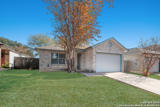 Listing photo id 0 for 2538 Kingswell