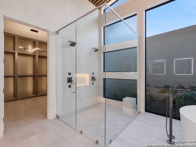 Listing photo id 38 for 24606 Cliff Line