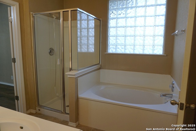 Image 14 of 30 For 26610 Sparrow Ridge