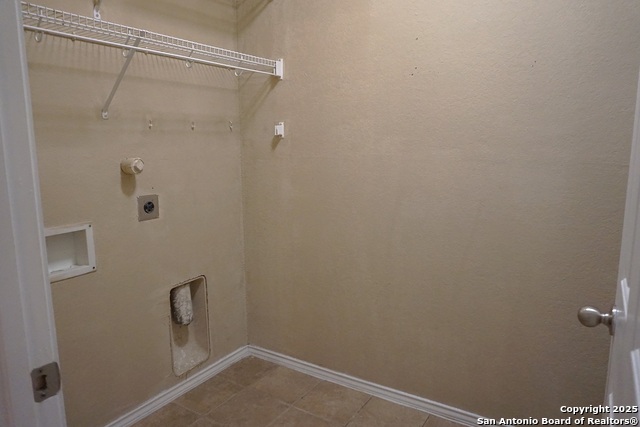 Image 16 of 30 For 26610 Sparrow Ridge