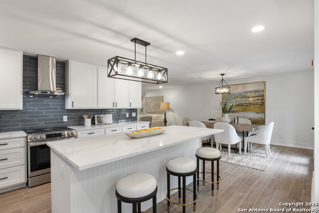 Image 21 of 29 For 123 Brandon Dr E