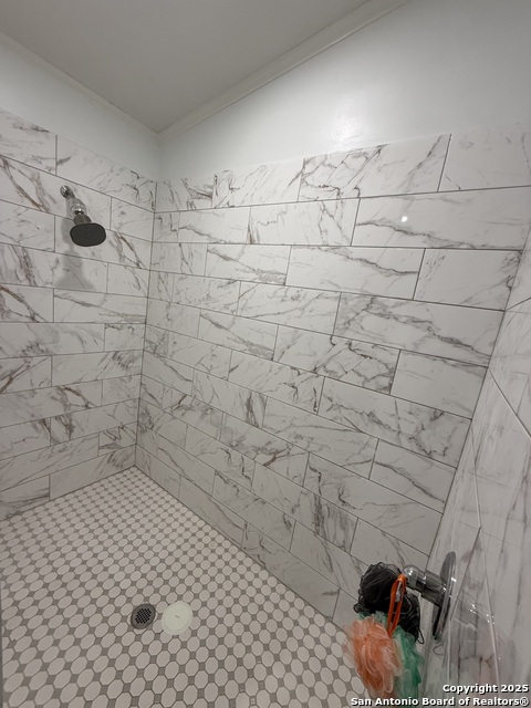 Image 15 of 30 For 245 Laurel Creek