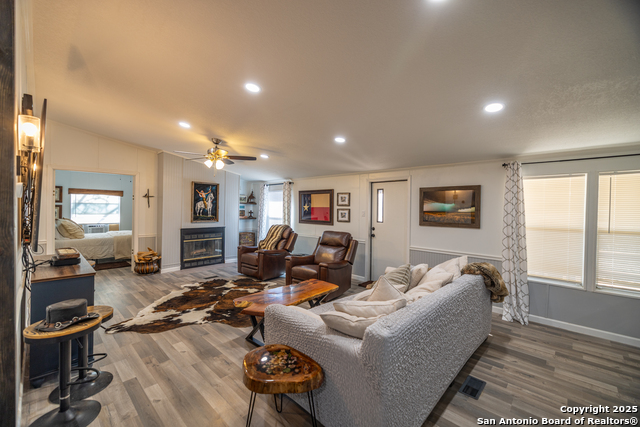 Image 8 of 30 For 245 Laurel Creek