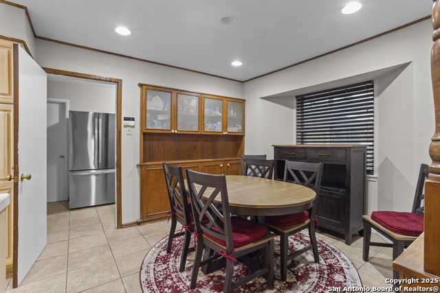 Listing photo id 16 for 6414 View Pt