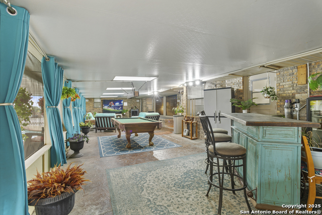 Listing photo id 38 for 6414 View Pt