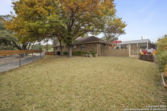 Listing photo id 50 for 6414 View Pt