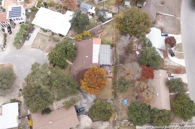 Listing photo id 54 for 6414 View Pt