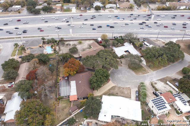 Listing photo id 56 for 6414 View Pt