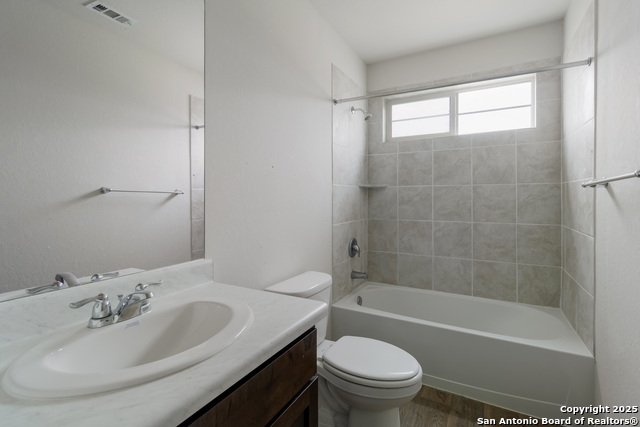 Image 10 of 14 For 5965 Kendall Prairie