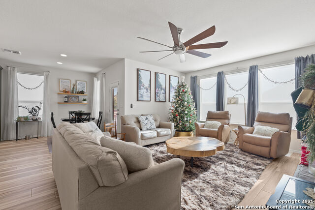 Image 17 of 39 For 2259 Gran Cielo