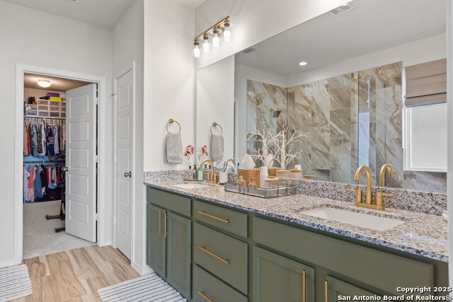 Image 22 of 39 For 2259 Gran Cielo