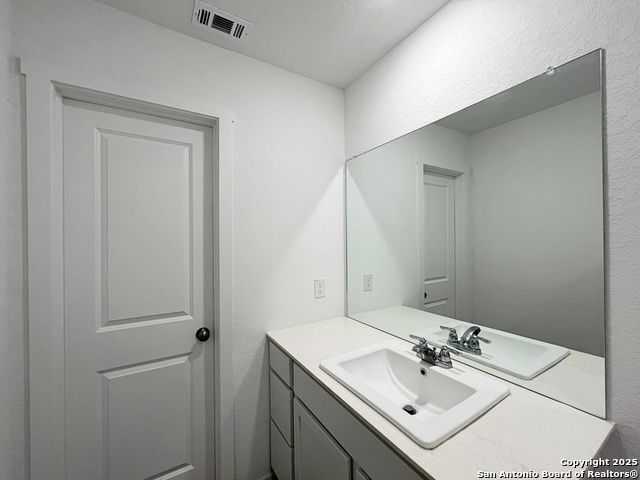 Image 17 of 34 For 407 Indian Blossom