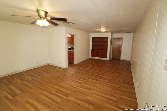 Image 13 of 25 For 15331 Cottage