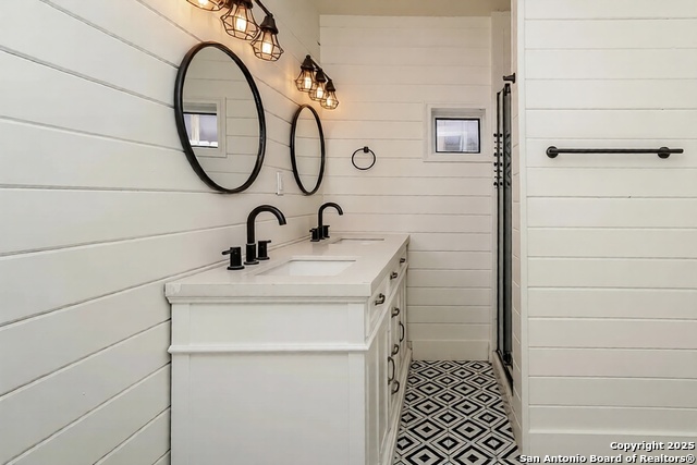 Image 8 of 10 For 2107 Mckinley