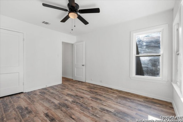 Image 14 of 20 For 2530 Mistletoe Ave W