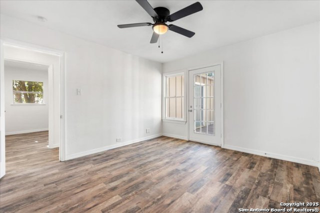 Image 17 of 20 For 2530 Mistletoe Ave W