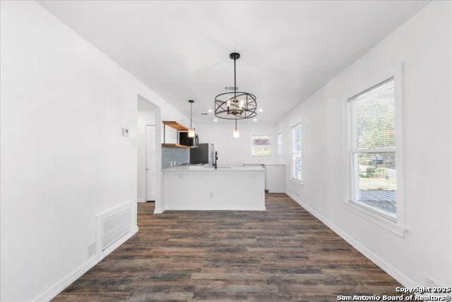 Image 5 of 20 For 2530 Mistletoe Ave W