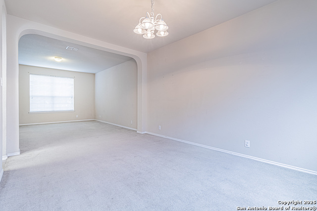 Listing photo id 8 for 17010 Darlington Run