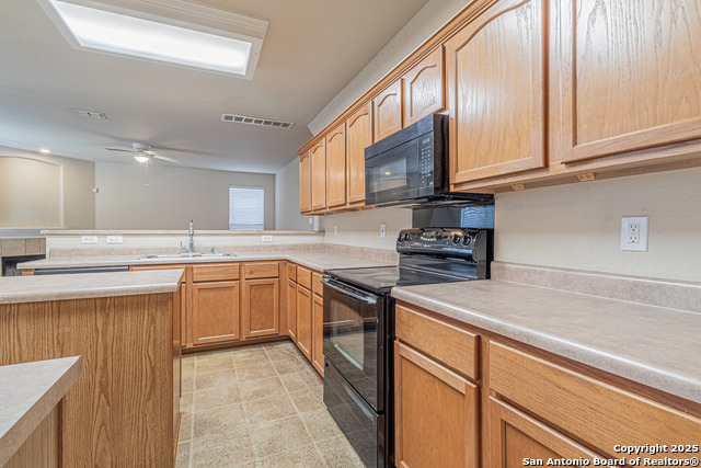 Listing photo id 14 for 17010 Darlington Run