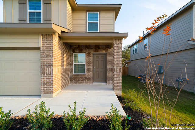 Image 3 of 28 For 14014 San Saba Falls